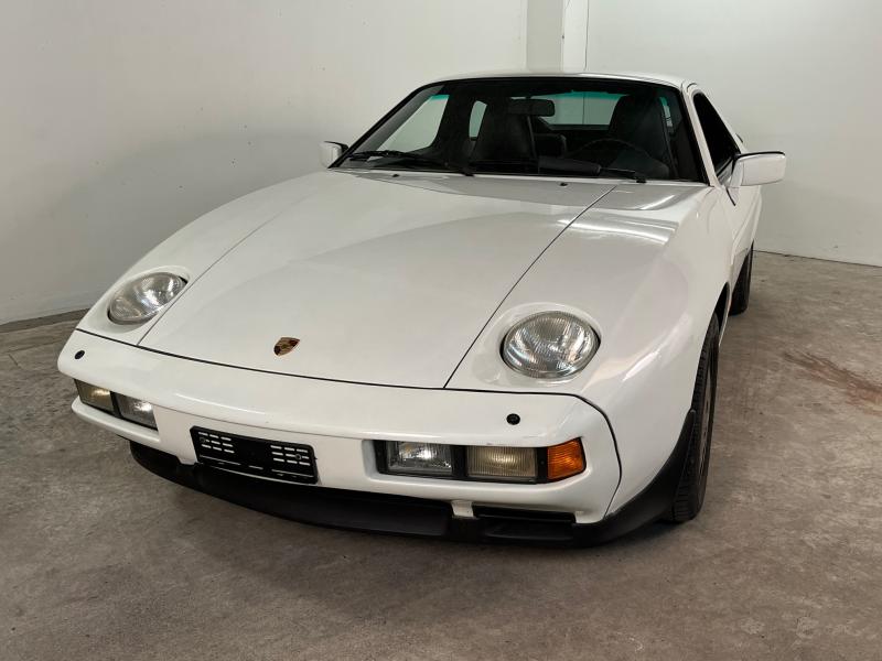 Porsche 928 S Handschaltung